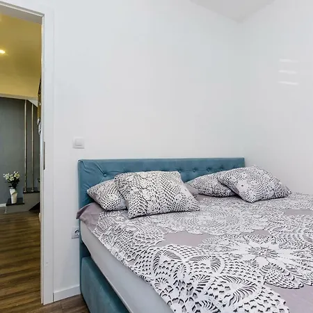 Superior Nike * Mlini