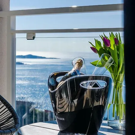 Superior Nike Appartement Mlini