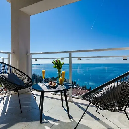 Superior Nike Appartement Mlini