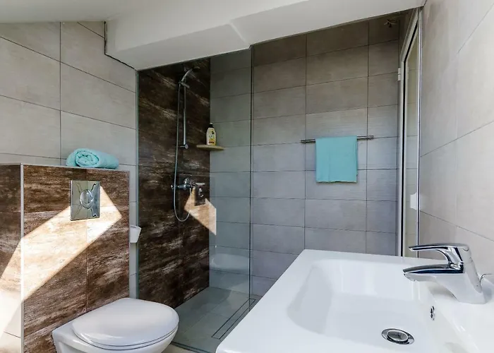 Superior Nike Apartman