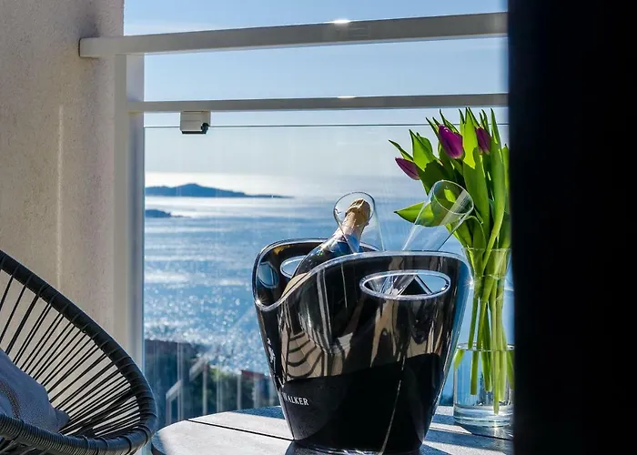 Superior Nike Apartman Mlini