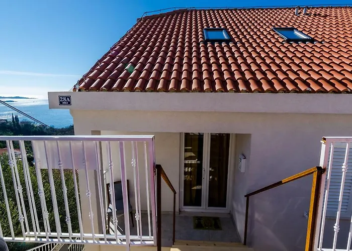 Superior Nike Апартаменты